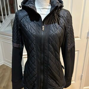 Athleta Black Quilted Puffer Jacket medium